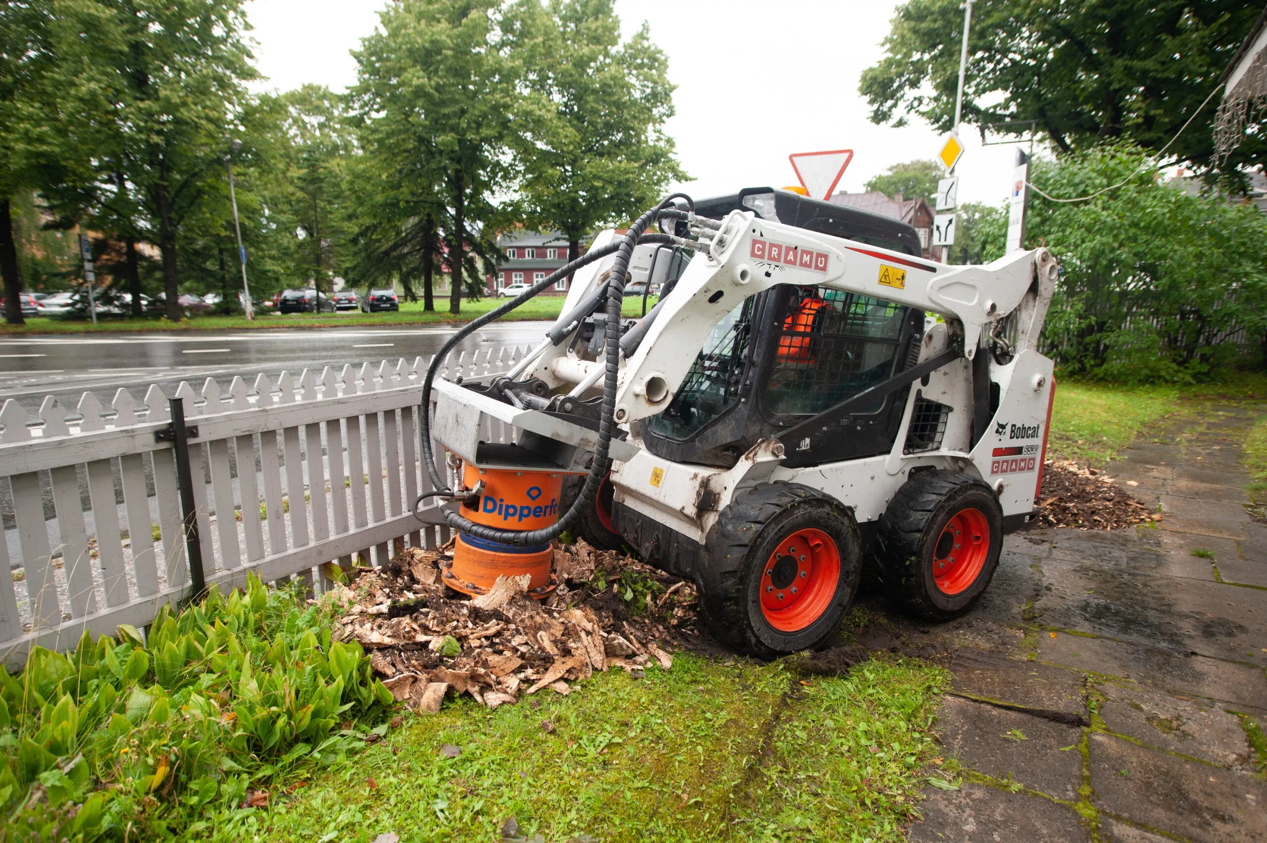 Dipperfox Stump Crushers | Model SC600 | For Mini Compact / Compact Track Loader