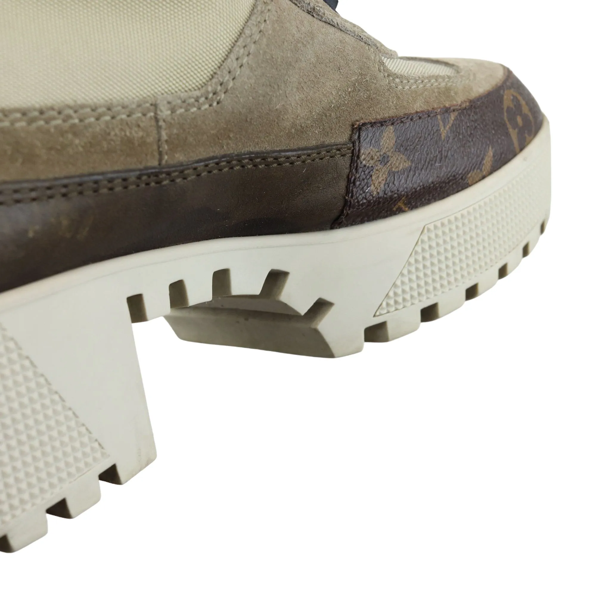 Laureate Platform Desert Boots Suede Calfskin Monogram Beige Size 38